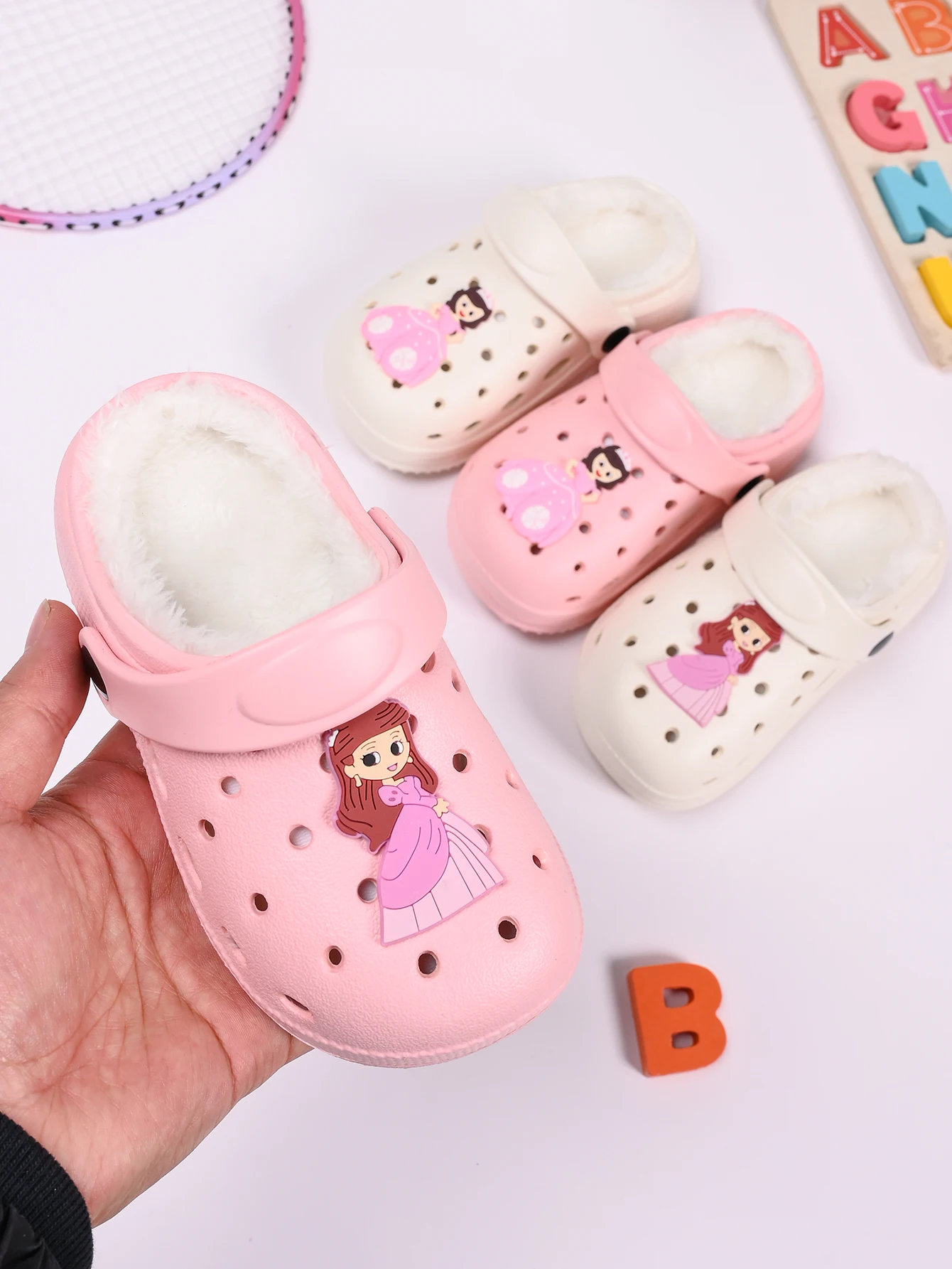 أحذية أطفال مبطنة بالصوف أحذية منزلية داخلية مانعة للانزلاق تبريد نعل ناعم أحذية أطفال صغار أحذية بناتي أحذية قطيفة دافئة #3