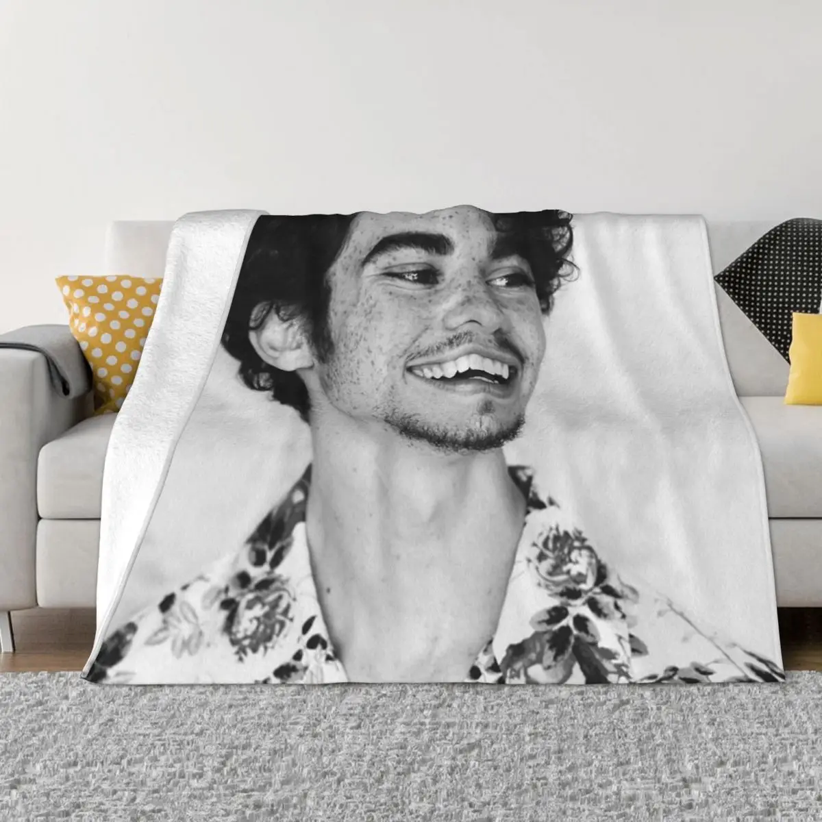 Cameron Boyce Throw Blanket Retro Blankets anime blanket Beautiful Blankets