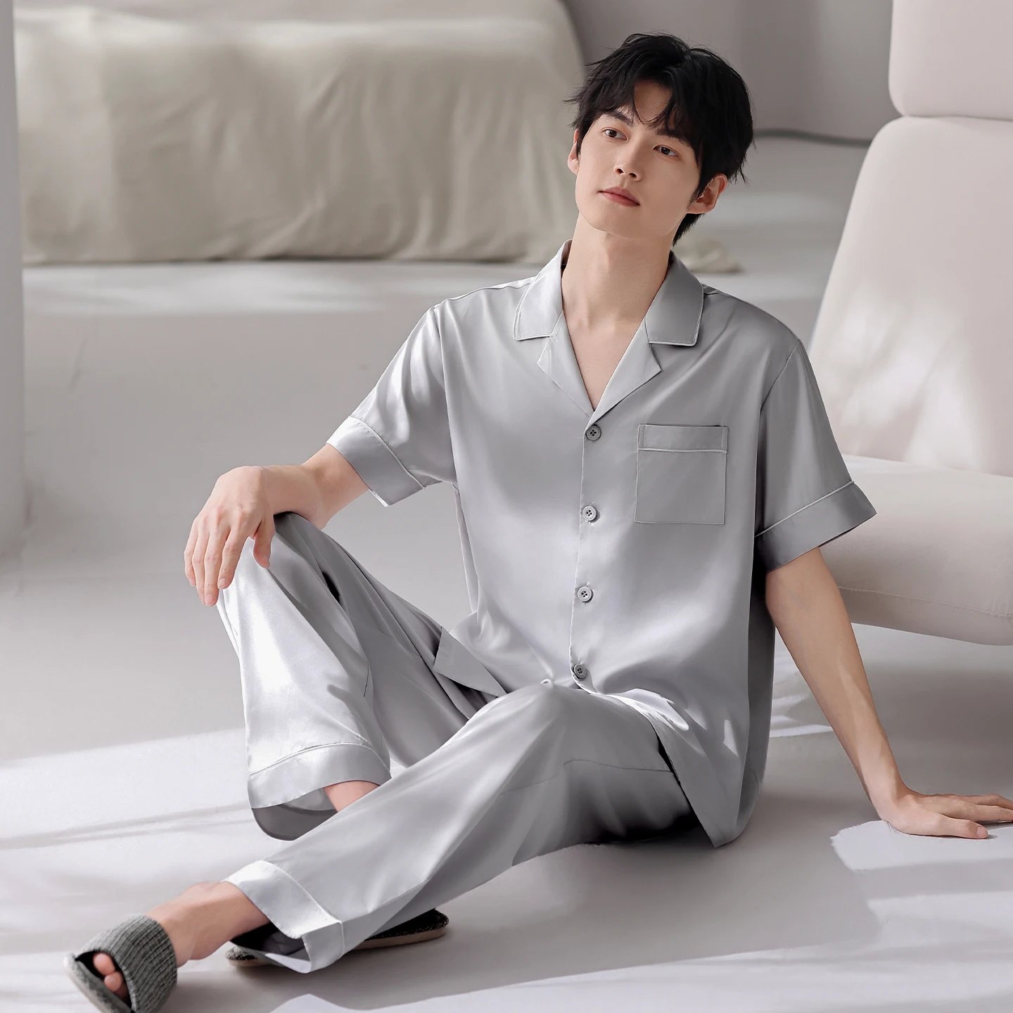

Young Men Pajamas Summer Soft Silk Imitation Satin Home Clothing Sets Cardigan Short Sleeve Casual Youth Teenagers Lounge Wear