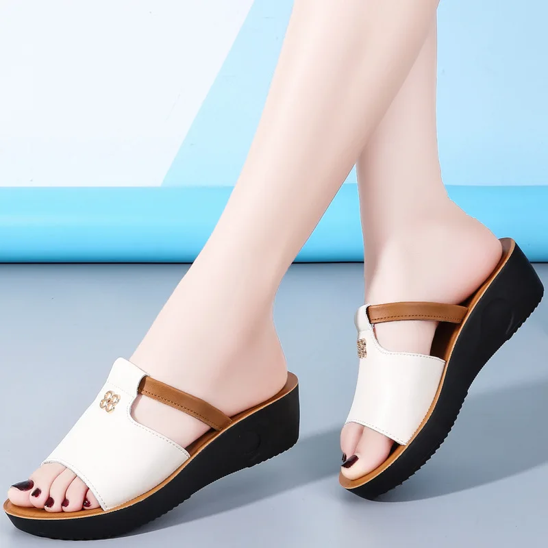 Platform Slippers Outdoor Fashion Wedges Shoes for Women Non-slip Leisure Ladies Slipper Casual Increase Woman Sandals Sandalias