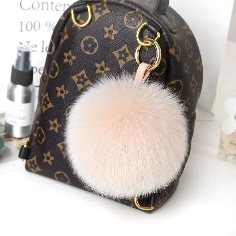 

High-end atmosphere real fox hair big hairballs all kinds of bags hairball pendants car keychain pendants women's clothing