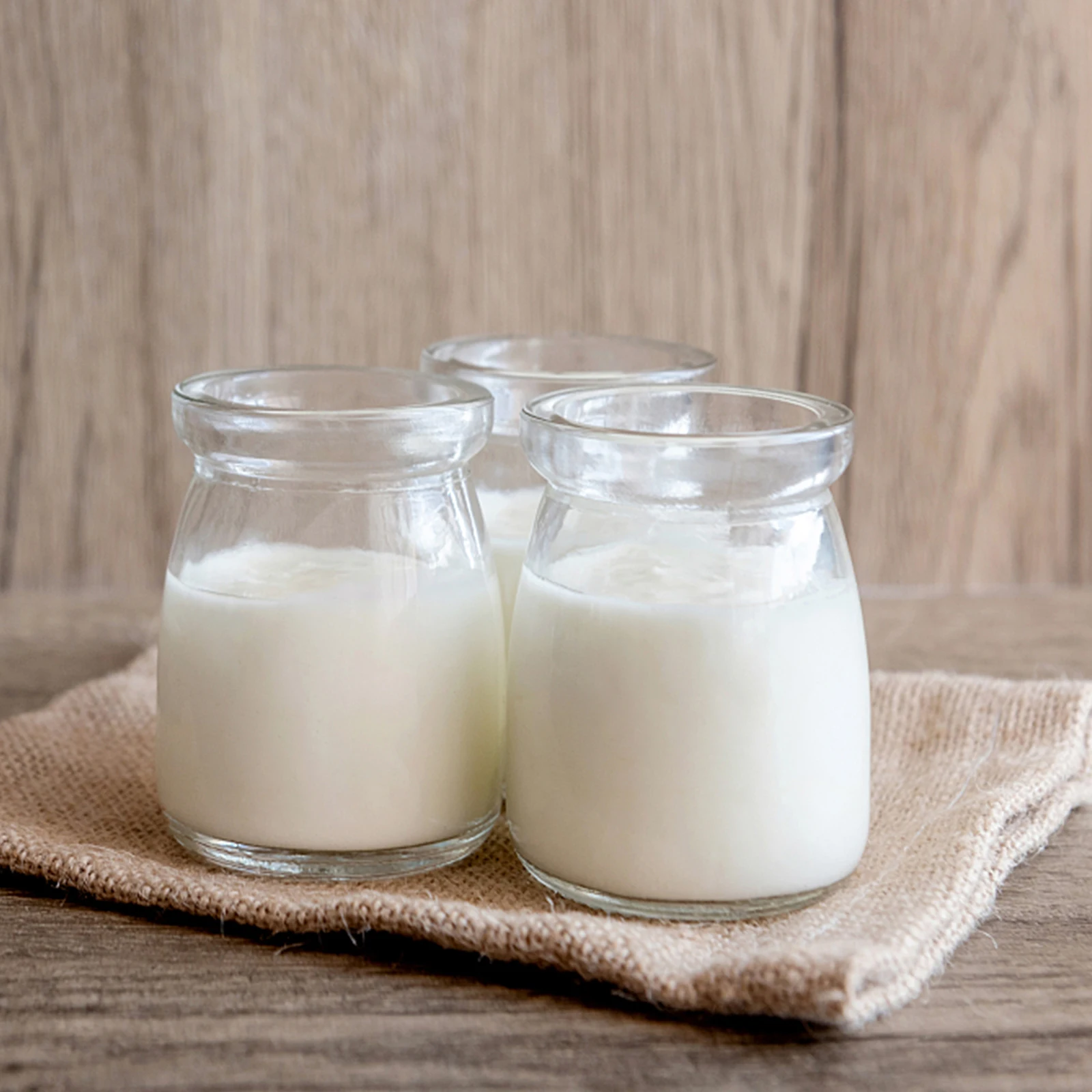 

12 Pcs Yoghurt Pudding Bottle Yogurt Glass Jars with Lids Chocolate Favor Containers Bottles Jelly Holders