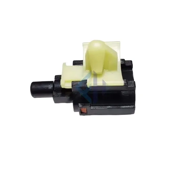 For 2002-2008 Kia Sorento External Ambient Temperature Sensor AMB Air Quality Sensor 969853E060 96985-3E060 969853E260 96985