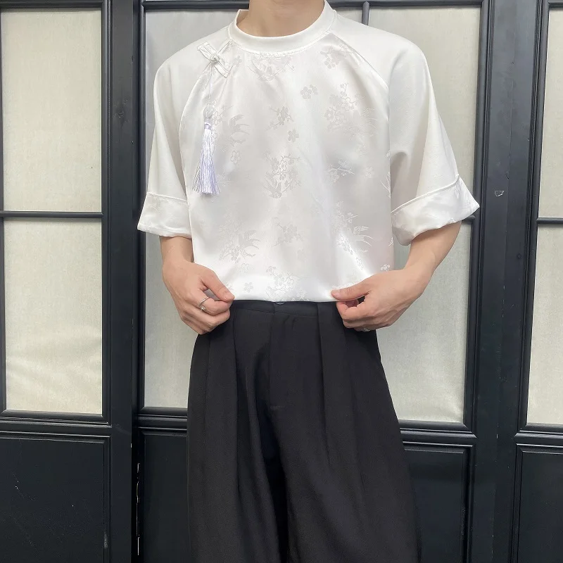 

Новая летняя китайская атласная футболка с цветочной вышивкой, круглым вырезом и коротким рукавом, в винтажном национальном стиле.