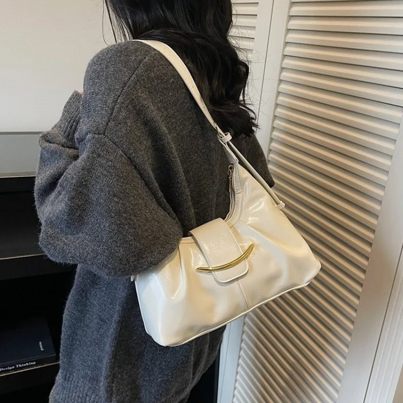 حقيبة حفاضات أنيقة رائعة عبر الجسم للأطفال للعمل اليومي للتنقل رائعة ومتعددة الاستخدامات وأنيقة ومنظمة للوالدين