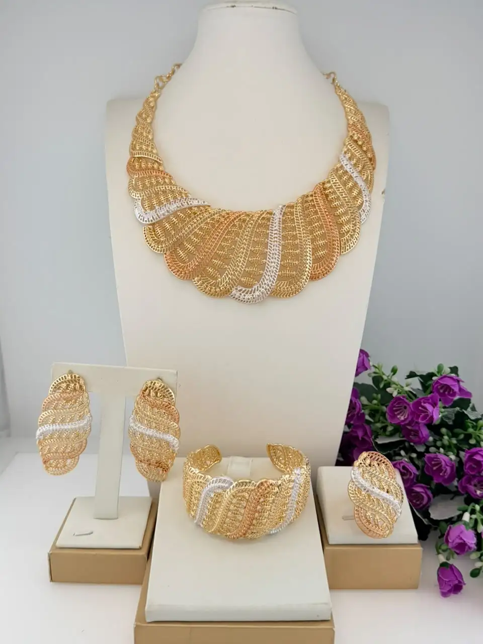 Special Irregular Shape Three Tone Italian Jewelry Beautiful Necklace Brazalete Aretes Anillo 4PC Jewels Set for Wedding Party