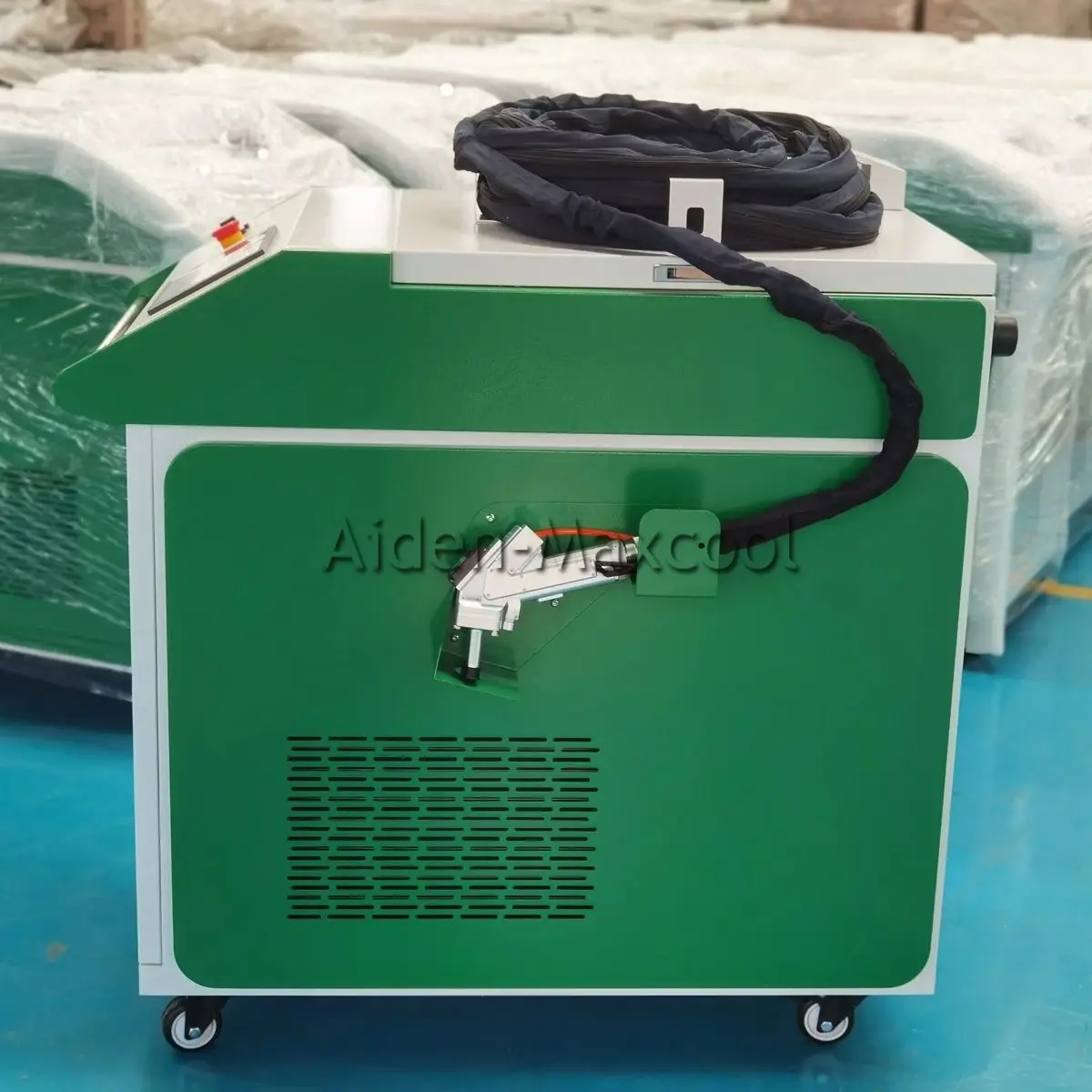 

Steel Aluminum 4 In1 Metal Sheet Soldadura Laser Welder 3000W 2kw Portable Rust Removal Small Laser Cutting Cleaning