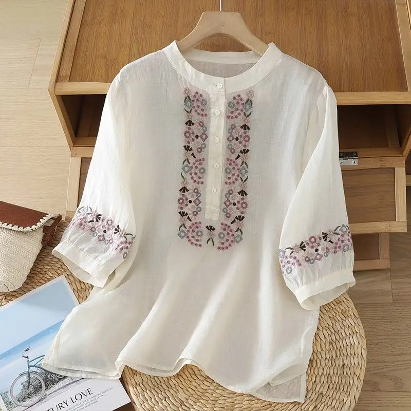 

Летняя новая стильная однотонная блузка в стиле ретро с этнической вышивкой и воротником-стойкой с пятью рукавами для женщин, свободная и тонкая