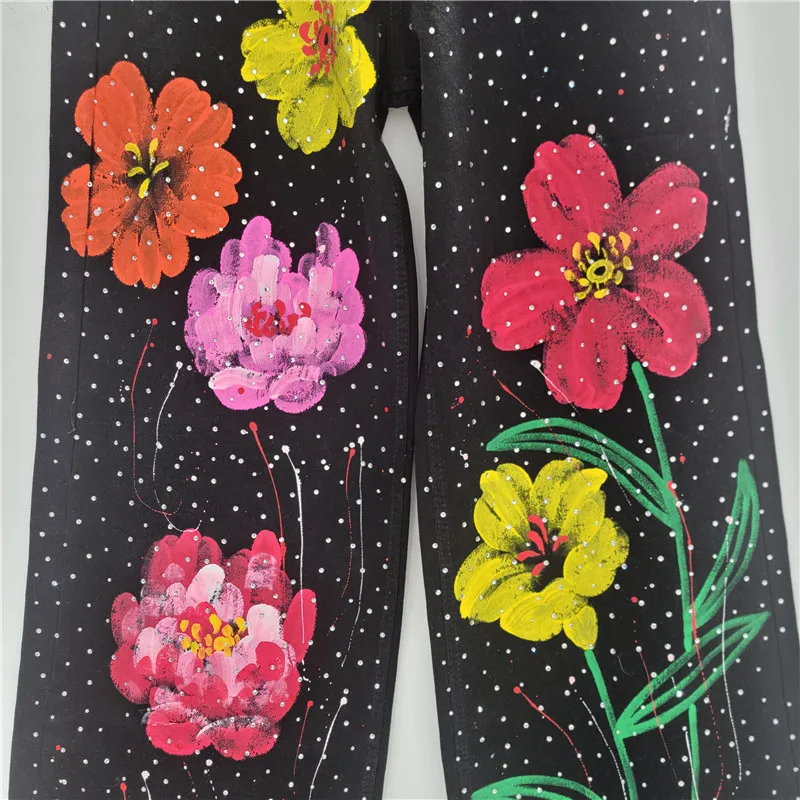 2025 Autumn New Balck Denim Pants Heavy Hand-Painted Flowers Rhinestone Elastic Loose Wide-Leg Jeans for Women Trendy Pants