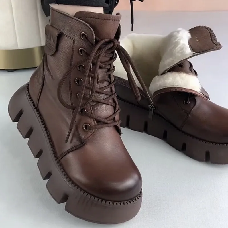 New Snow Boots for Women Vintage Round Toe Warm Plush Lace-up Platform Shoe Solf Leather Anti Slip Thick Bottom Short Boot