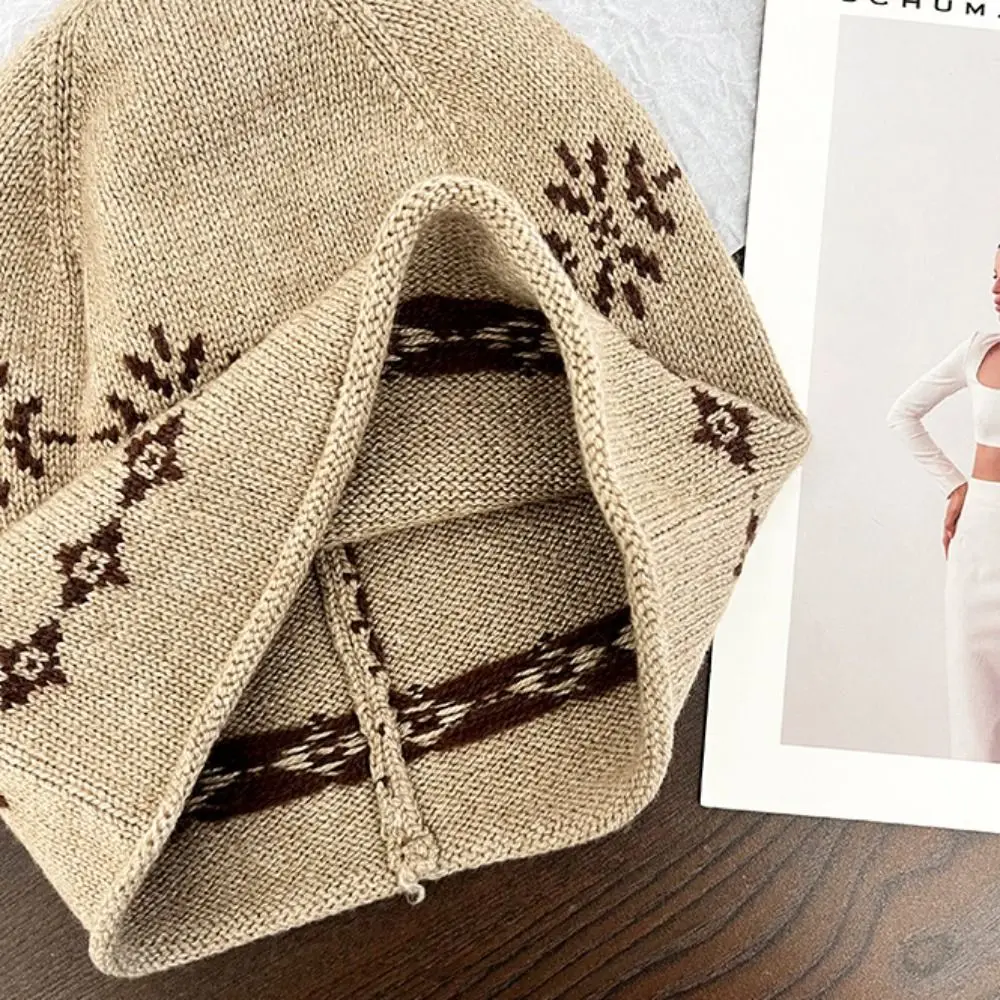 أزياء كرة لولبية حافة الجاكار محبوك قبعة مطبوعة الصوف معرض جزيرة نمط بيني خمر الطباعة الكورية متماسكة قبعة في الهواء الطلق