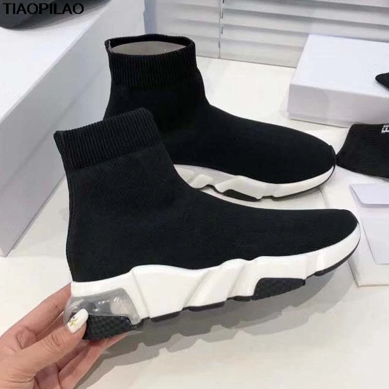 

Ladies Men's High Quality Brand Men's Socks Shoes Lightweight and Comfortable Running Sports Shoes Knitted Women Shoes 35-45