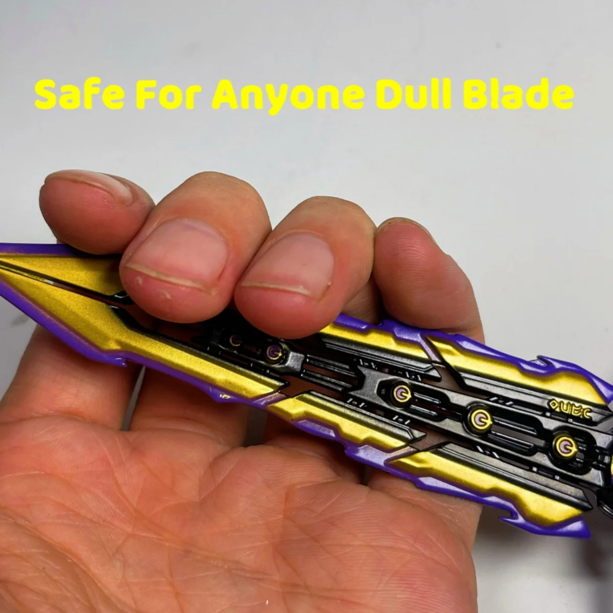 6.3-calowy Valorant Chaos Balisong Metalowy Katana Oryginalny Miecz Samurajski Nóż Ninja Katana Sabre Akcesoria do Cosplay Rekwizyt Zabawka