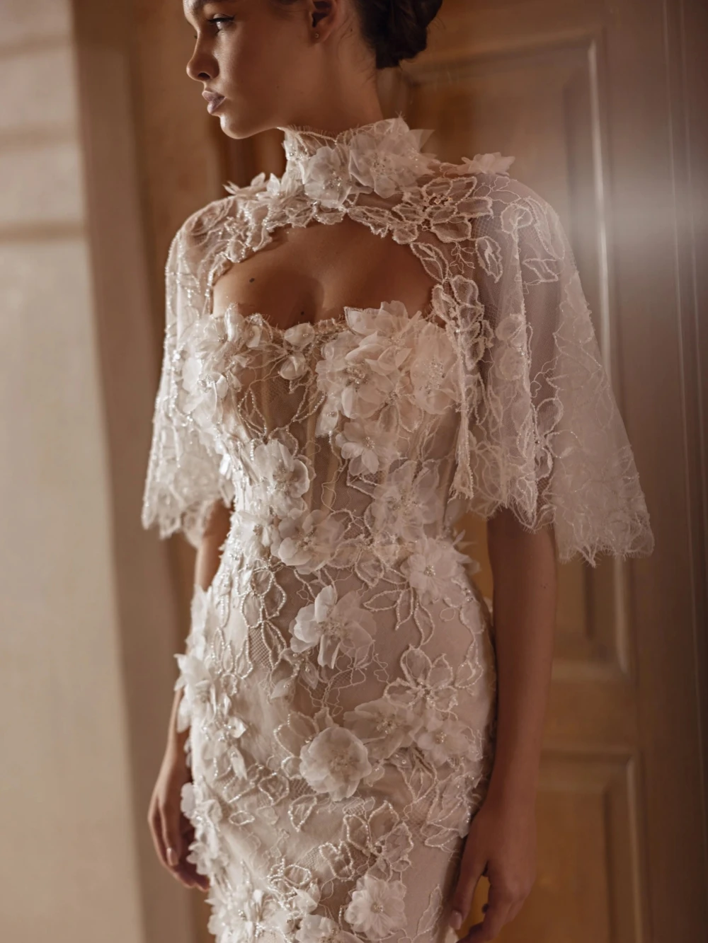 Hand-made Beaded 3D Flower Wedding Dress Detachable Sleeve Illusion Mermaid Long Bridal Gown Customized Shiny Dresses For Bride