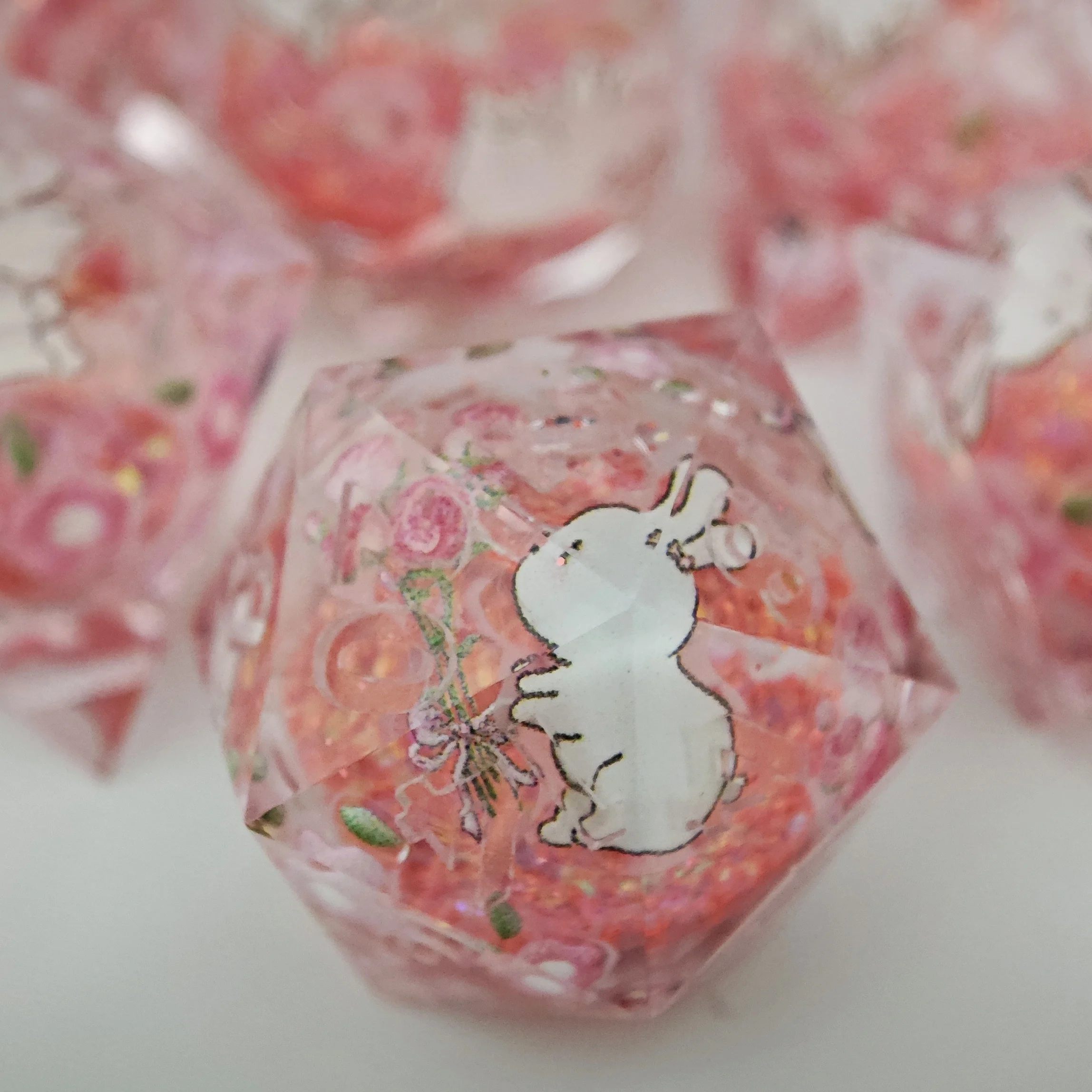 New Design Rose Rabbit DND Dice Set Handmade DIY Font Color Resin Dice for TRPG Dungeons&Dragons Board Game D6 D20 Dice DIY