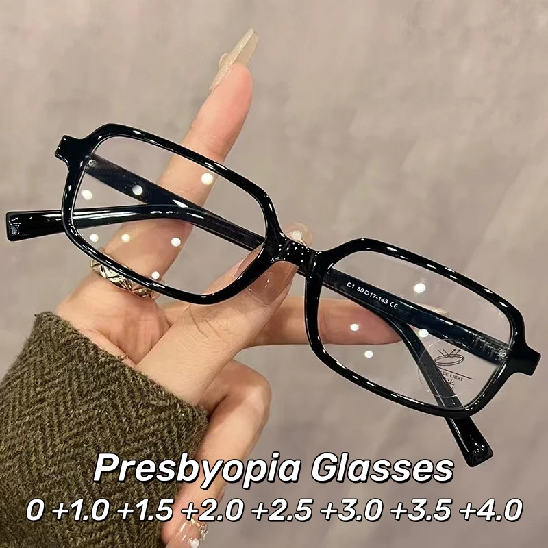 Luxury Women Printed Presbyopia Glasses Fashion Square Small Frame Reading Glasses Ultra Light Anti-blue Light Farsightedness