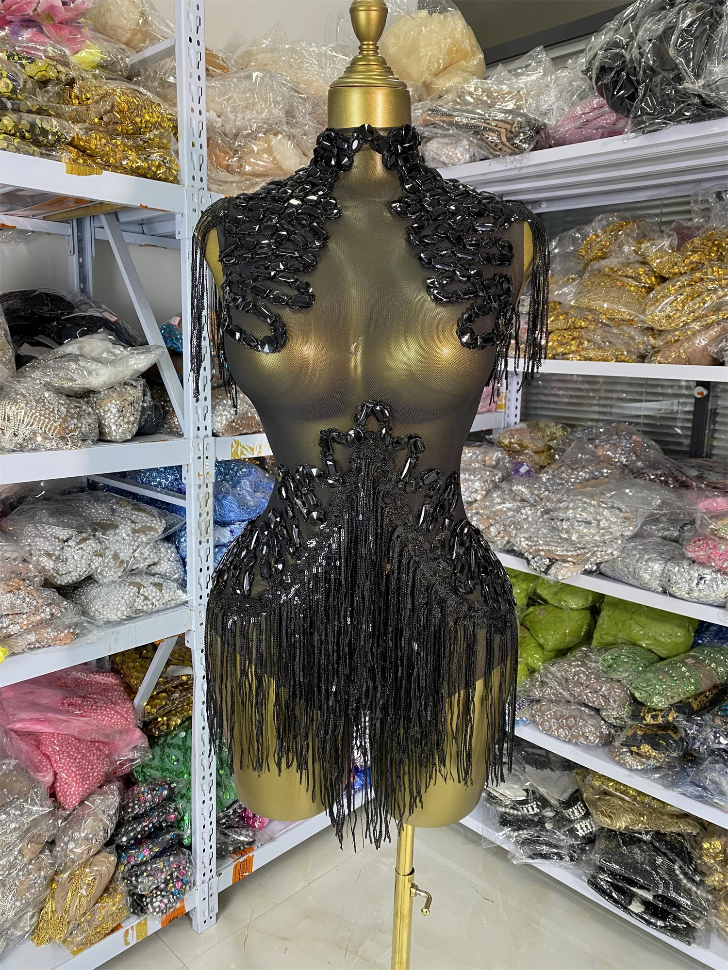 

Женское прозрачное боди с блестящими стразами, костюмы для выступлений в ночном клубе, вечерний клубный купальник для танцовщицы, смелые наряды