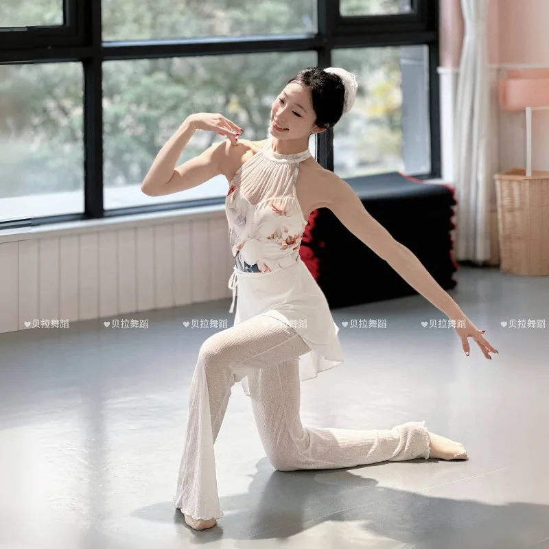 オーダーメイドの中国古典舞踊用ショートパンツ、女性用練習用バレエパンツ、体にフィットするバレエレギンス、ヨガパンツ、少女向け、体操用。