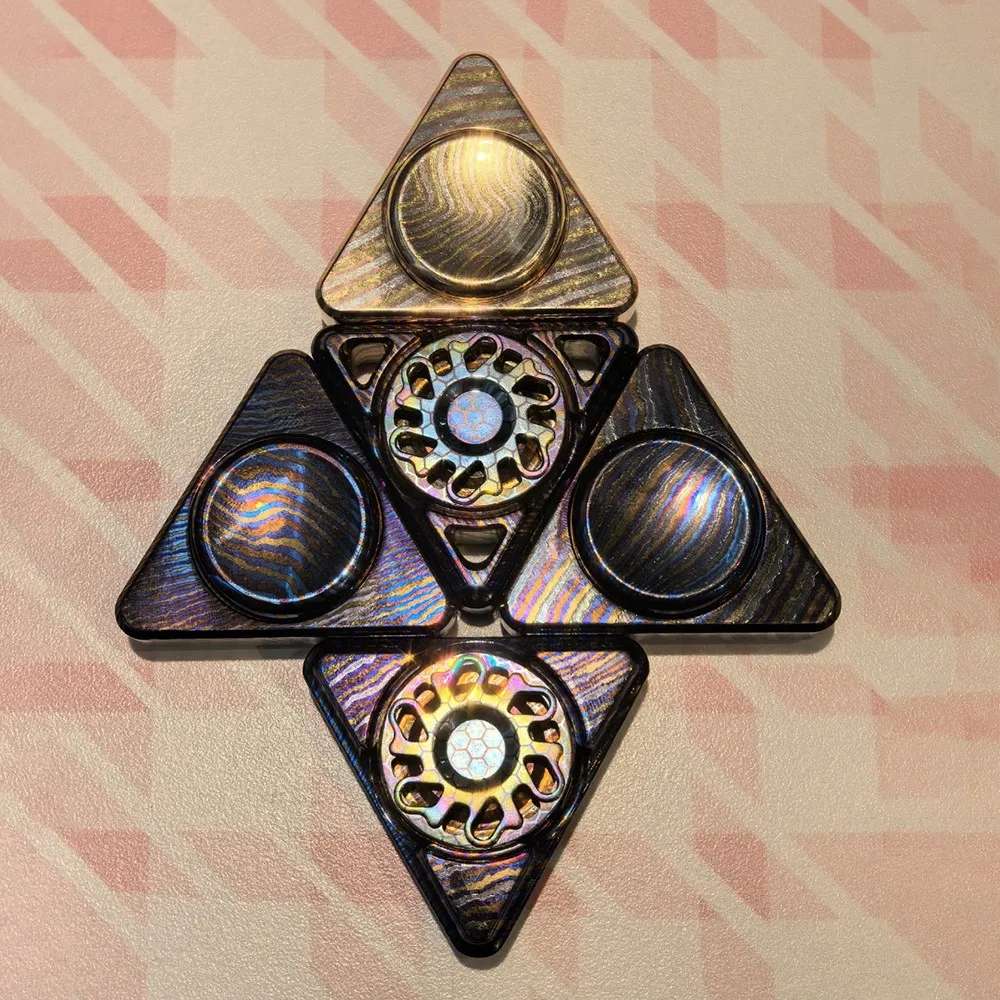 FZEDC فيدجيت سبينر لعبة تخفيف التوتر ثلاث شفرات فيدجيت سبينر ألعاب تململ معدنية للبالغين