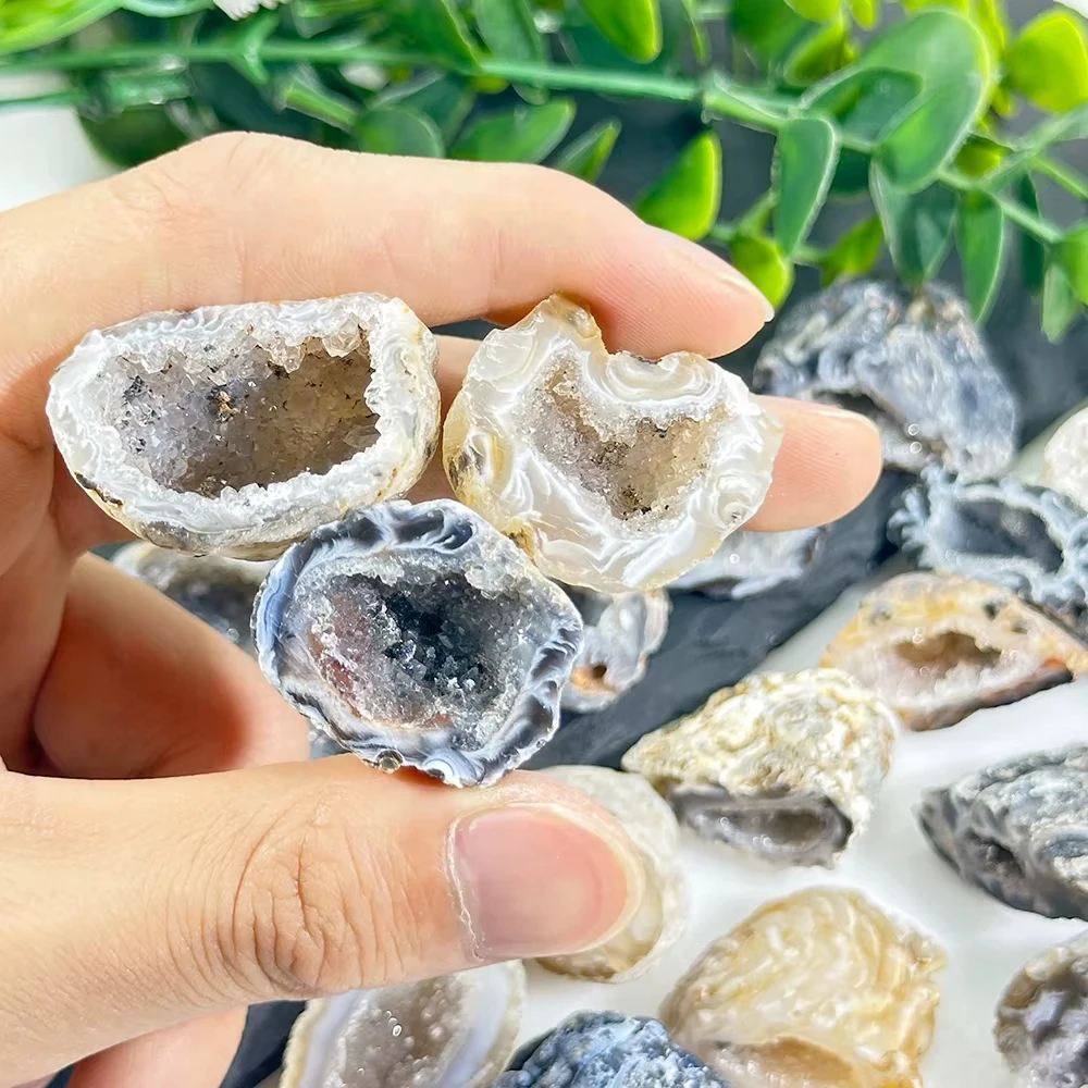 1pc/100g Natural Shimmering Starry Sky Agate Crystal Cave Suitable for Jewelry Additions/Displays/Collectible