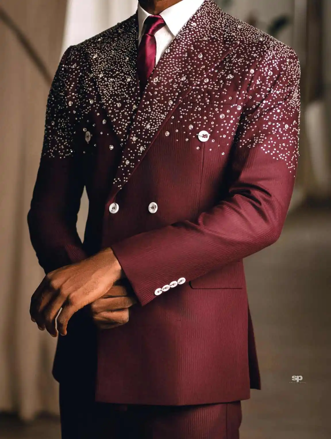 الحديثة الساخن فيكس بدل زفاف للعريس بلغت ذروتها التلبيب مزدوجة الصدر البدلات الرسمية 2 قطعة سترة السراويل مساء حفلة موسيقية مخصصة