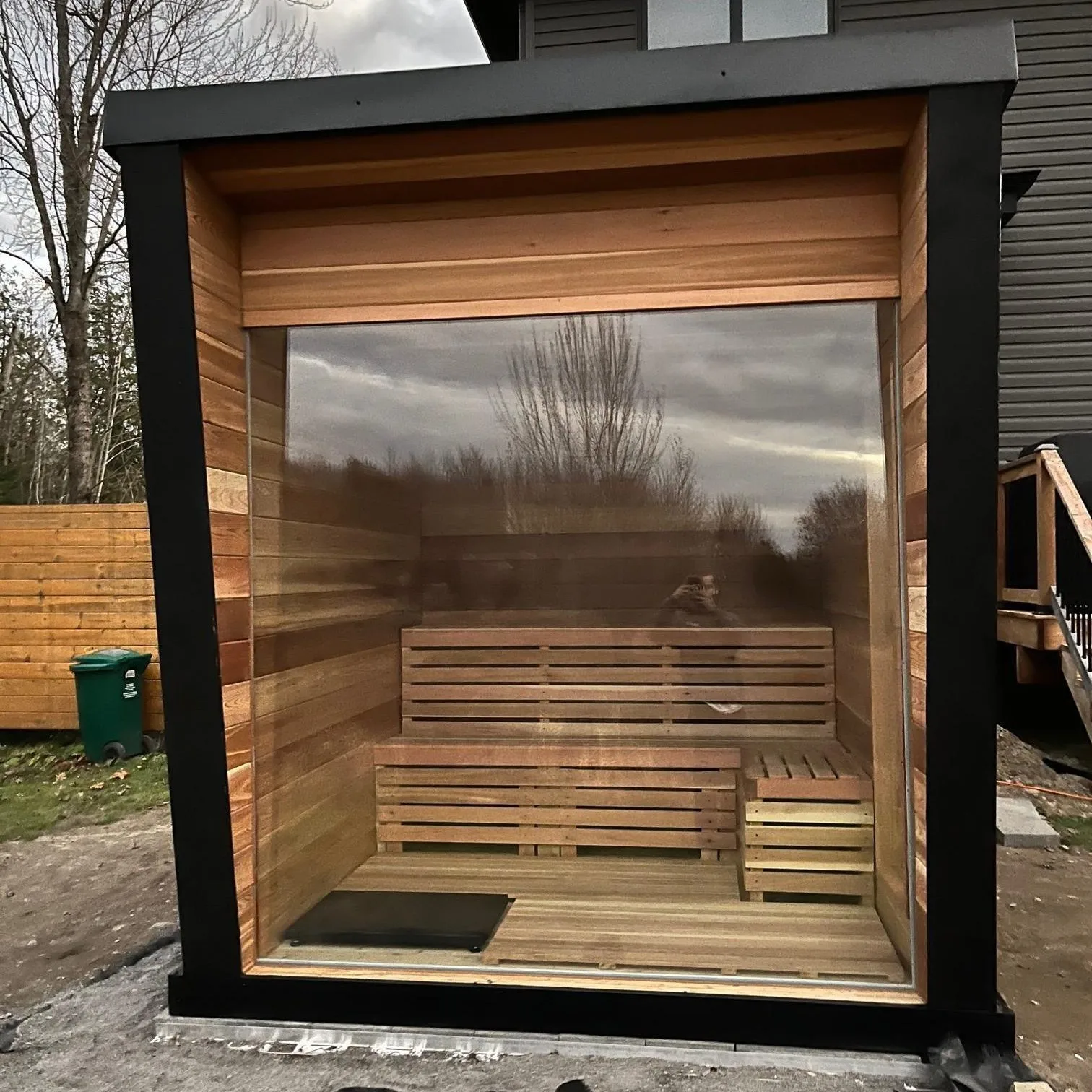 Canadian Red Cedar Cube Outdoor Smart Sauna Room Traditional Wood Firing Sauna