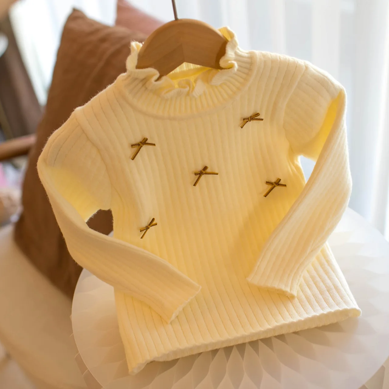 2026 Autumn Winter New Girls Integrated Fleece Pullover Sweater Bow Decor Warm Soft Comfy Simple Children Knitwear