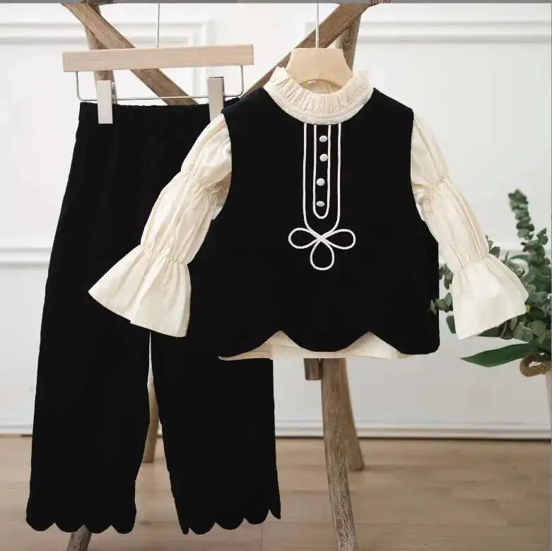 

New Baby Girls Fashion 3 Pieces Sets Bouse + Vest+ Pants Princess Elegant Suits 2-6T