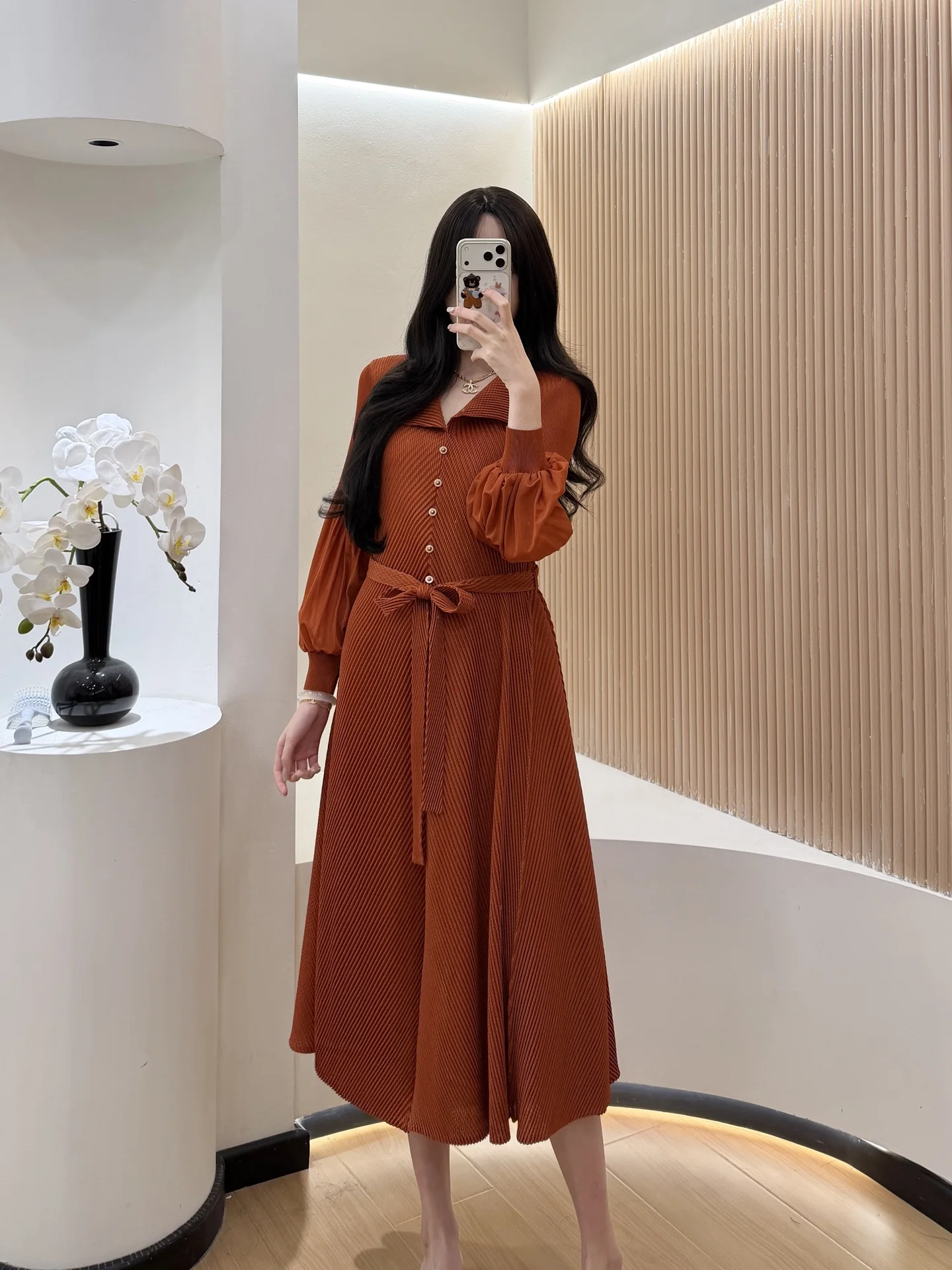 

Fold Women's Caramel Orange Vertical Pleated Collar Puff Sleeve Belted Midi Dress Elegant Fashion Daily Wear 2025 Trendy Chic