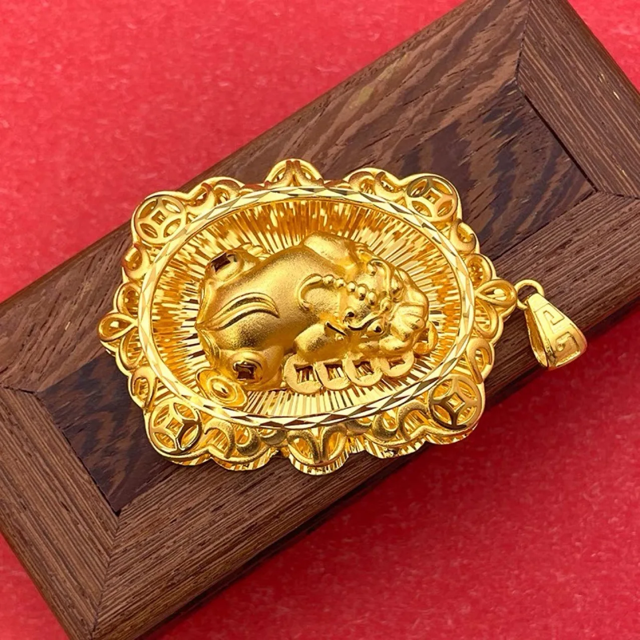 24K Gold AU999 Lucky Fortune Necklace | Micro - carved clouds, sturdy gold chain, exquisite clasp, noble & prosperous