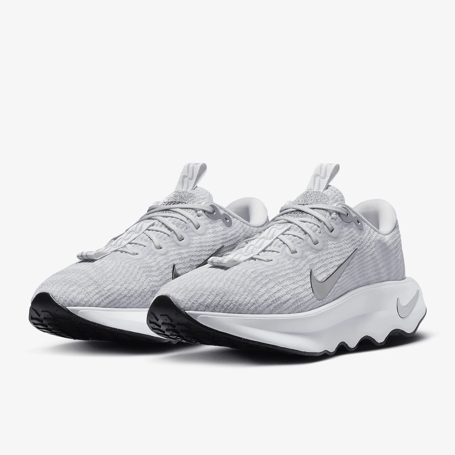 

Nike Authentic Motiva Premium Women's Durable Thick-Sole Running Shoes FZ2115-101