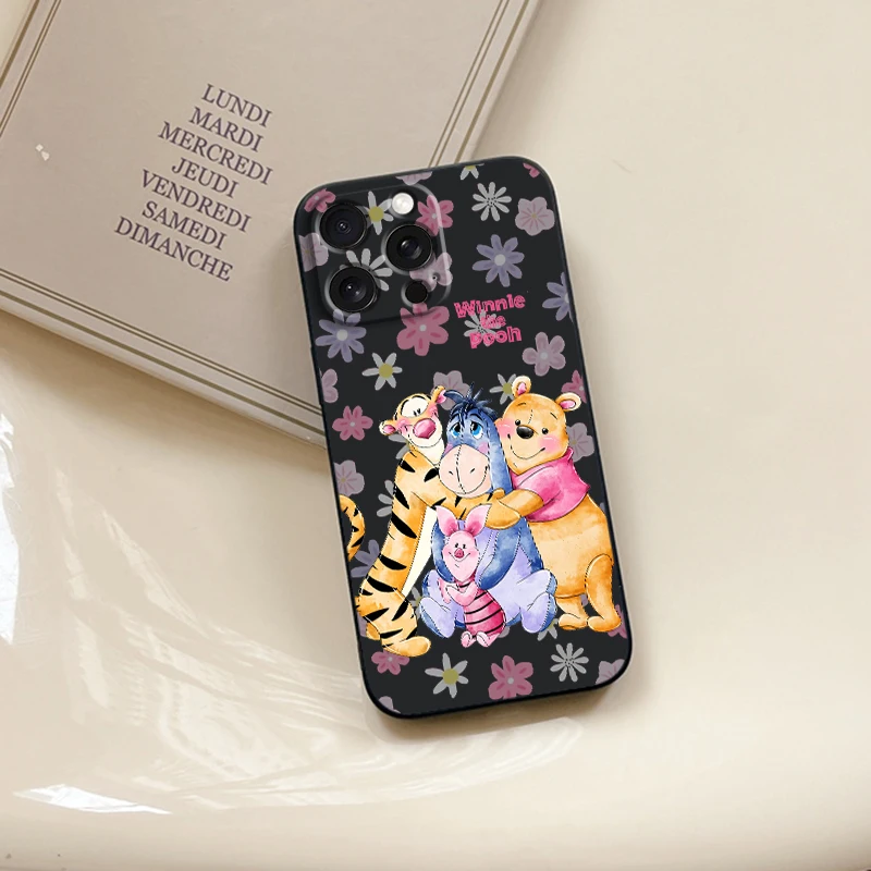 Tigger And Winnie The Pooh For iPhone 15 14 13 12 11 XS XR X 8 7 SE Pro Max Plus Mini Black Soft Phone Case