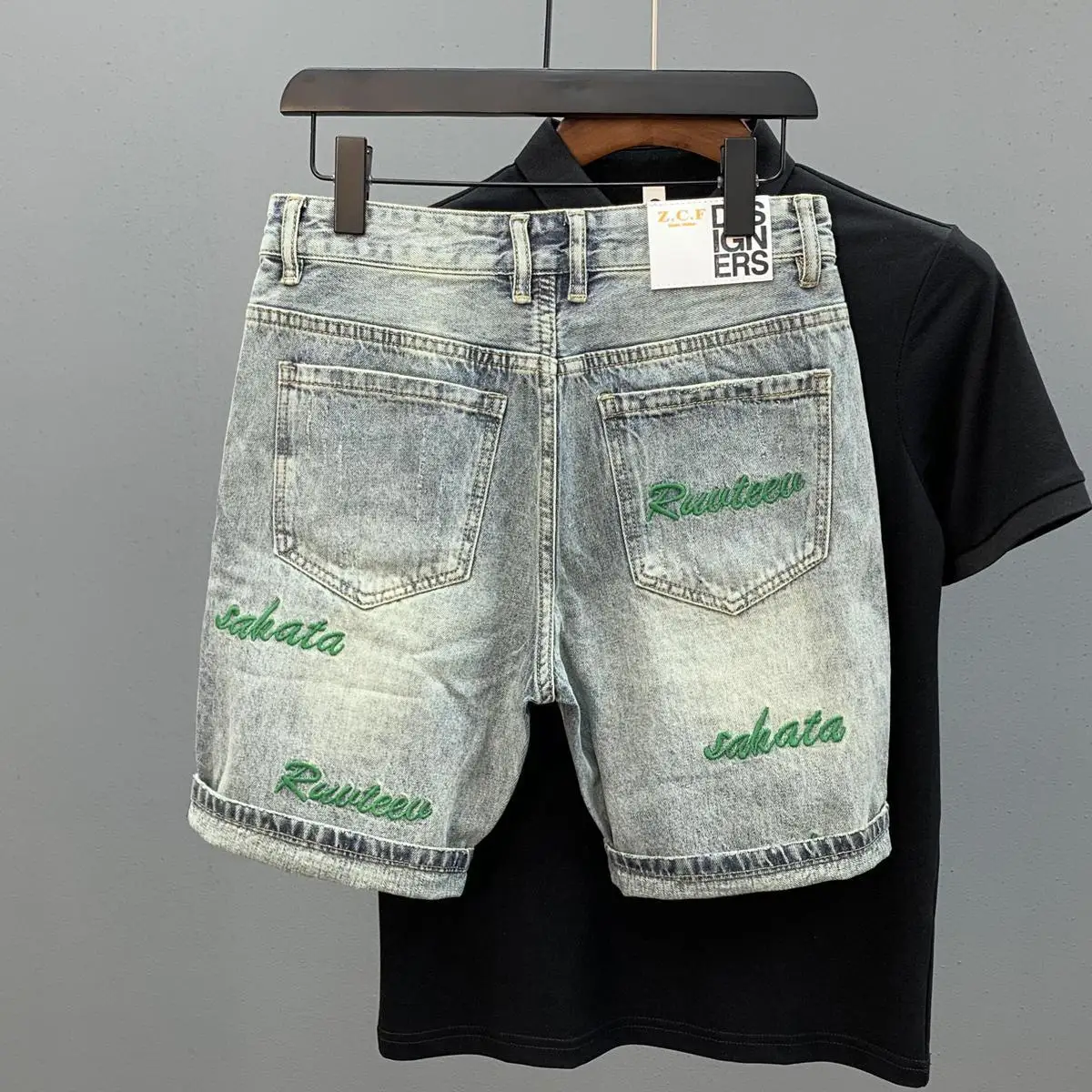 Trendy Brand Green Letter Embroidered Slim Denim Shorts for Boys 2025 Summer New Half Pants Streetwear Jorts Cowboy Shorts Man