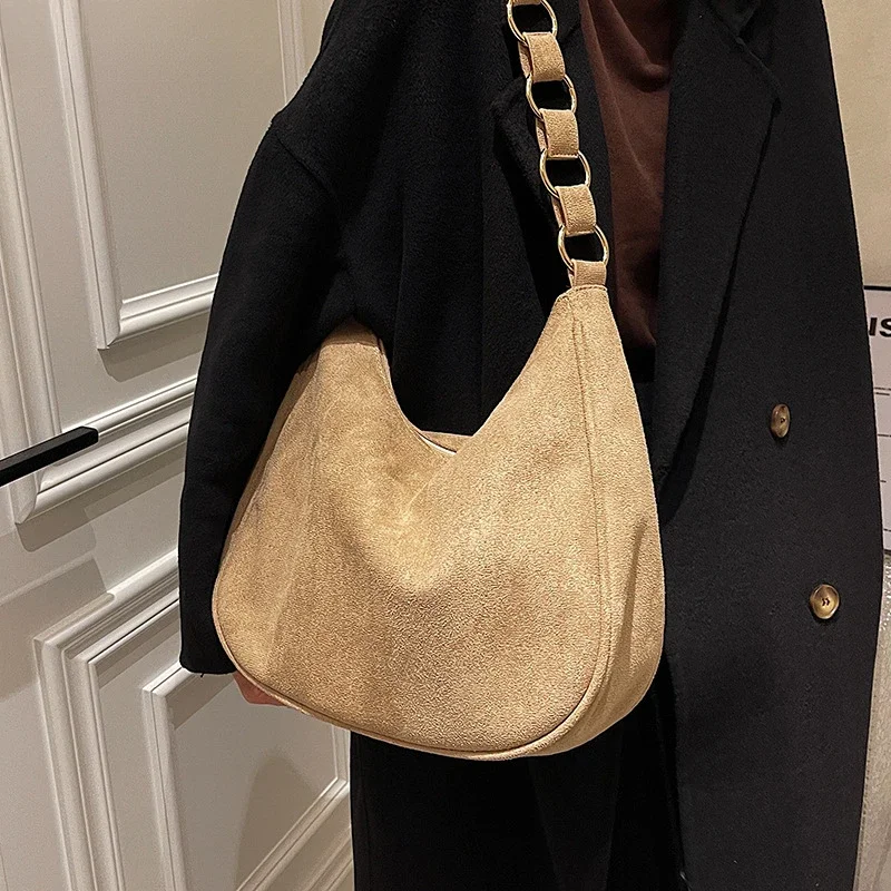 High-quality Women\'s Autumn and Winter Retro Large-capacity Bag New Bag Female Large Bag Suede Shoulder Casual Bucket