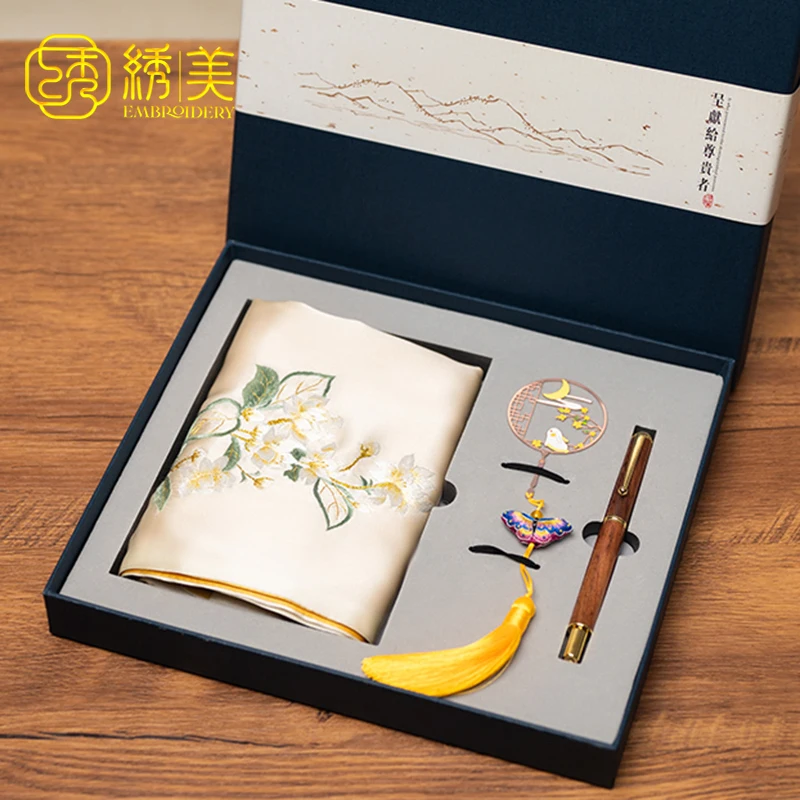 

Suzhou handmade embroidery souvenir gift silk scarf bookmark