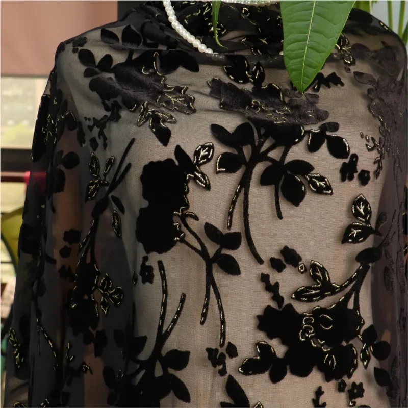 

The fabric for women's nightdress dress and cheongsam is made of woven velvet viscose printed