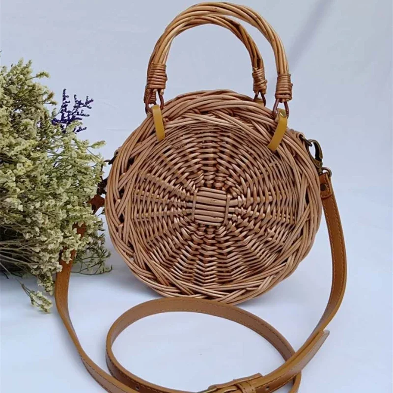 

Personality Rattan Woven Storage Bag Simple Fashion Handbag Hand Woven Cross Body Bag Rural Retro Shoulder Bag for Stylish