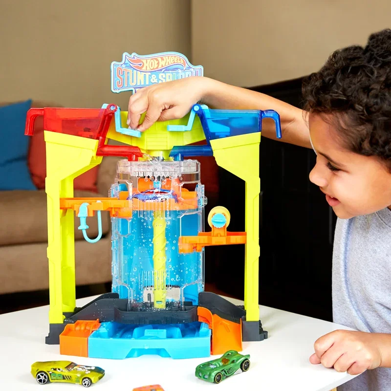مسار ألعاب السيارات Hotwhells تغيير لون السيارة غسل السيارات عجلات ساخنة نموذج سبيكة الأطفال
