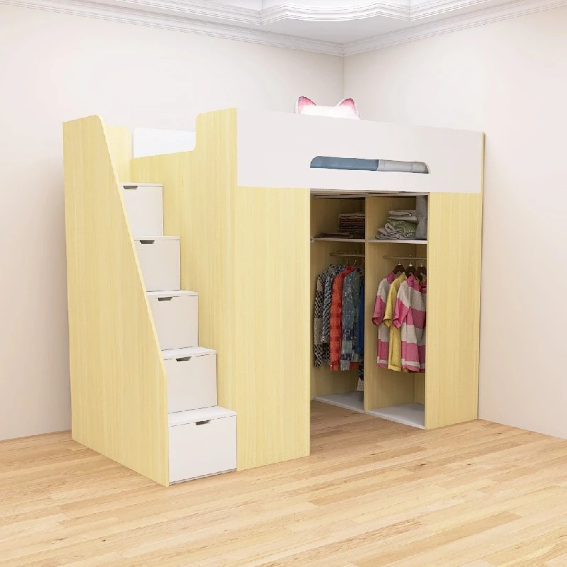 

Under the half-empty bed, the cabinet, the cloakroom, and above learn to sleep as a whole, and room is divided into