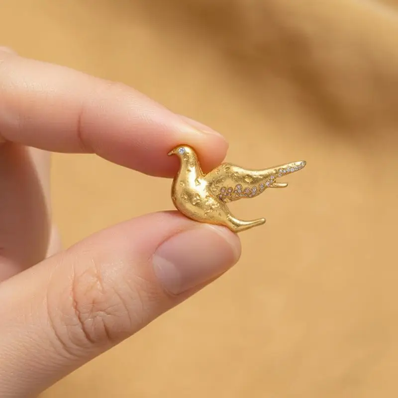 Rhinestone Metal Peace Dove Stud Earrings For Women Vacation Stages And Music Festivals Fashion Ear Jewelry Party Gift