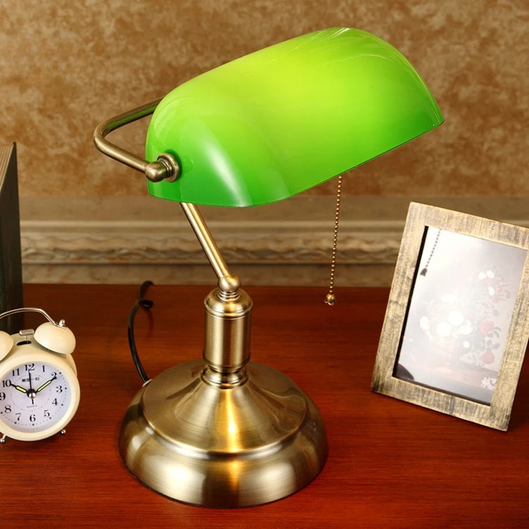 American Retro Style Modern Bedside Table Lamp with Clock Desk Lamp for Living Room Bedroom Study Hotel Home Decoration