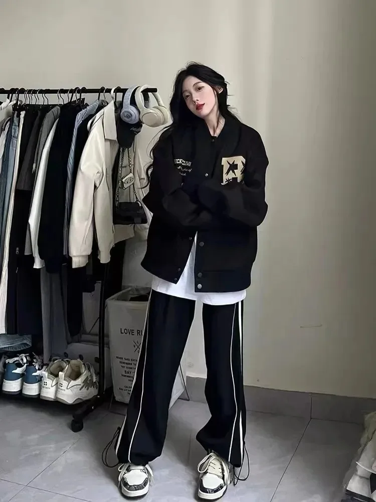 Women 2025 Autumn Black Retro Letter Print Baseball Jacket Loose Versatile Sport Top Long Sleeve Trend Casual Jacket Clothing