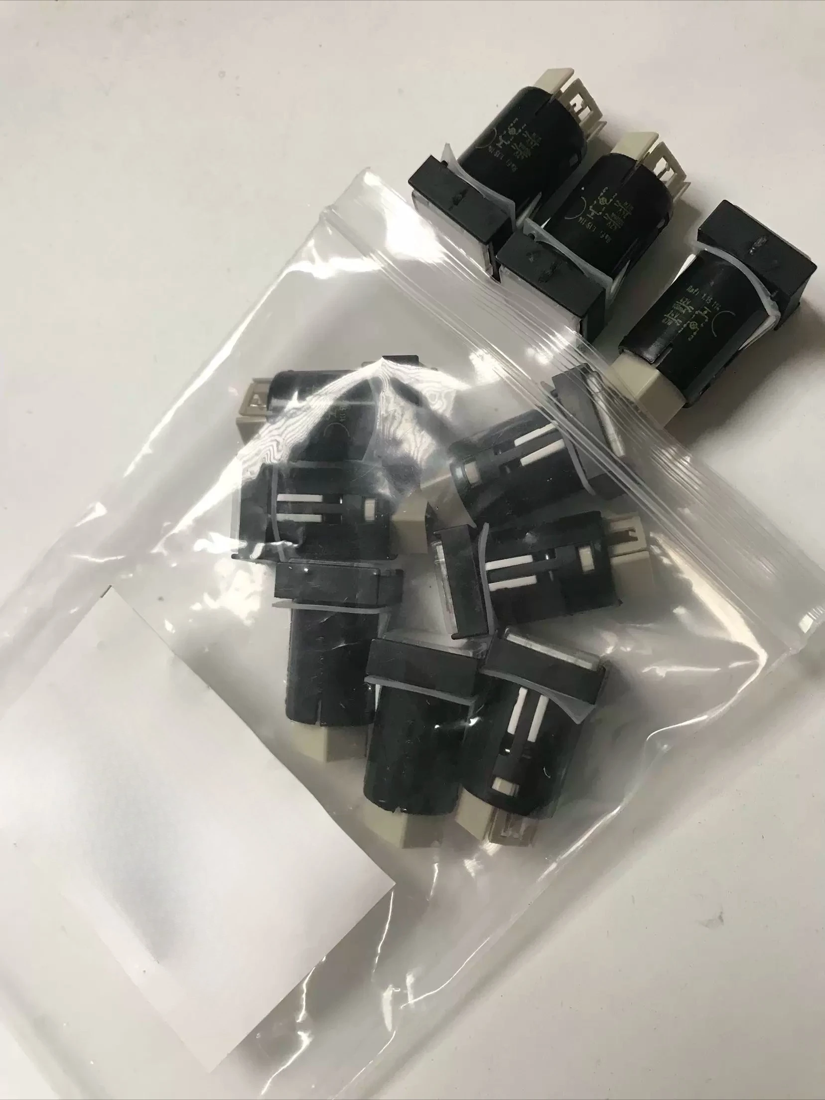 1pcs Switch Printed accessories Key switch 1.15114 Computer desk button 81.186.3855