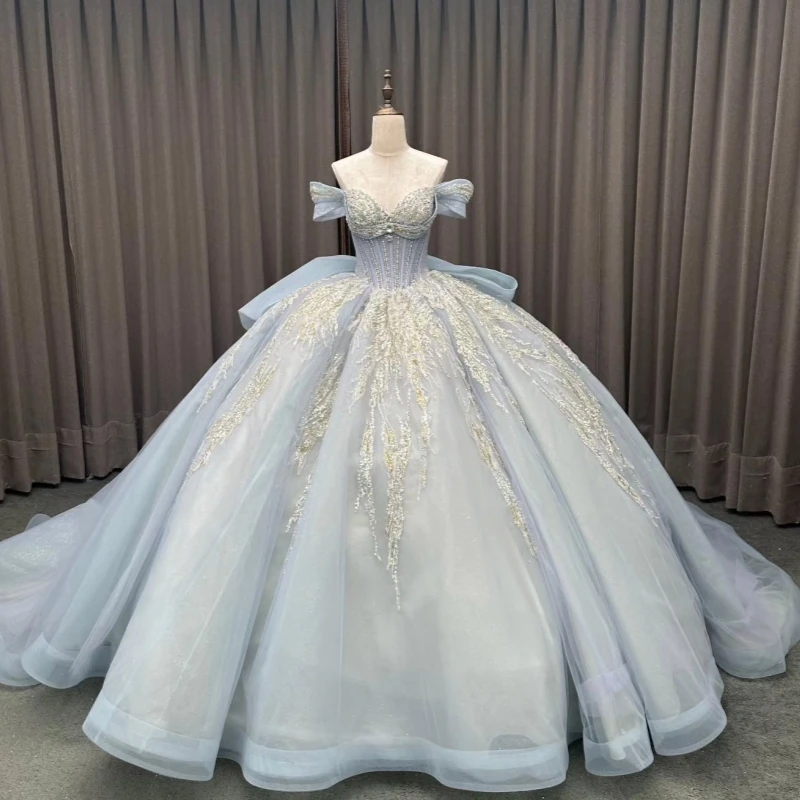 

Light Blue Shiny Quinceanera Dresses Off The Shoulder Lace Beading Crystal Bow Tull Ball Gown Vestidos De 15 Anos Sweet 16 Dress