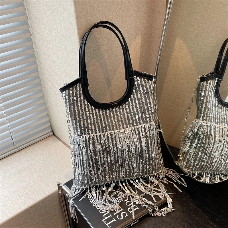 Super Cool Tassel Chains Square Shoulder and Crossbody Bags Hasp Sequined Exquisite Shine Party Handbags for Women 2024 Hot Sale