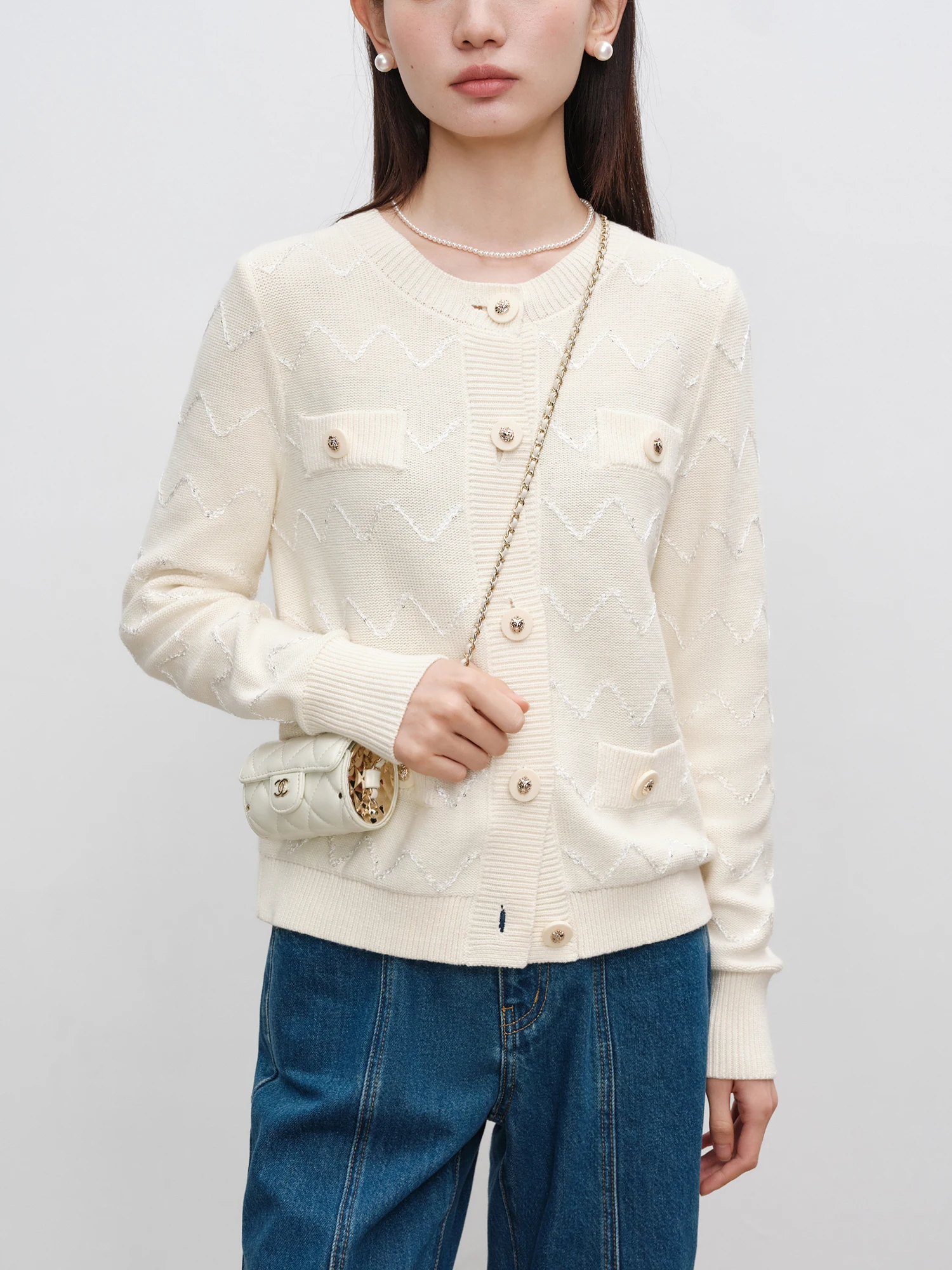 ZIQIAO Petite Size Knitted Cardigan White Top For Women Autumn 2024 New Design Elegant Versatile Commuting Sweater Top 24ZQ93210