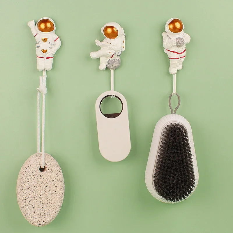 Cartoon Astronaut Hooking No Trace Strong Viscose Hook Kitchen Hooks For Utensils No Punching Wall Hanger Behind The Door Hooks