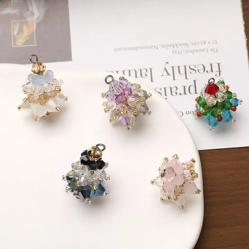 اصنع مجوهرات عيد الميلاد الخاصة بك مع 3 قطع من سحر شجرة الشتاء المطرزة؛ مثالية لسلاسل المفاتيح والأقراط والقلائد #5