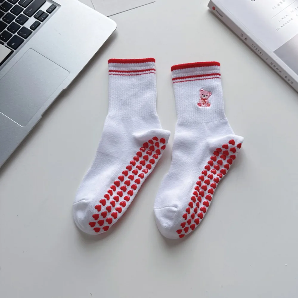 

New Cotton Pilates Socks Harajuku Street Breathable Yoga Socks Non-Slip Grip Sweat-absorbent Mid Tube Socks Women