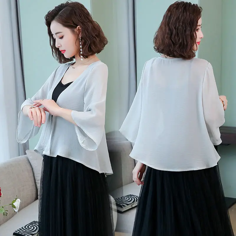 Korean Chiffon Shirt Summer Thin Soft Short Cardigan Women's Cape Female Sun Protection Clothing Beach Sunscreen Shawl V12